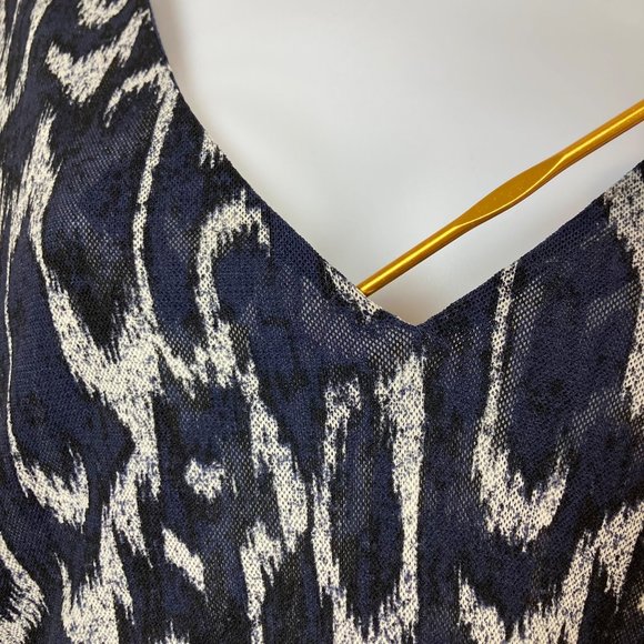 KENNETH COLE - L - VINTAGE Animal Print Top - Picture 2 of 5